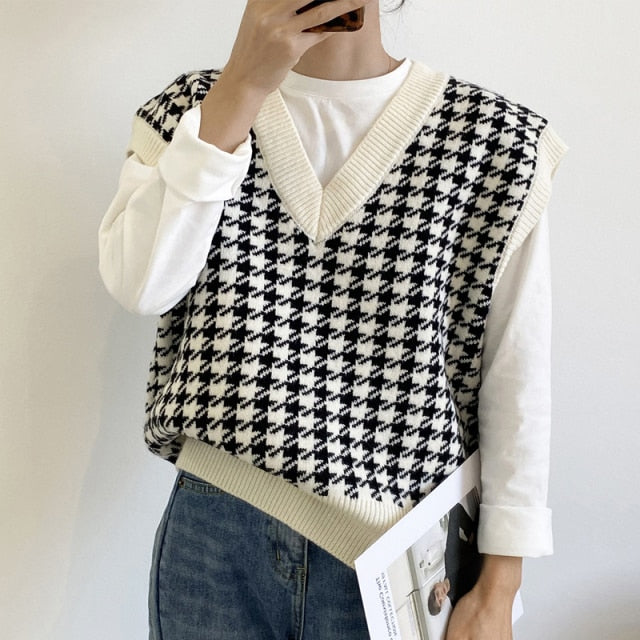 New Women Houndstooth Loose Knitted Vest Sweater V Neck Sleeveless Thick Casual Sweater Suits Female Waistcoat Chic Tops